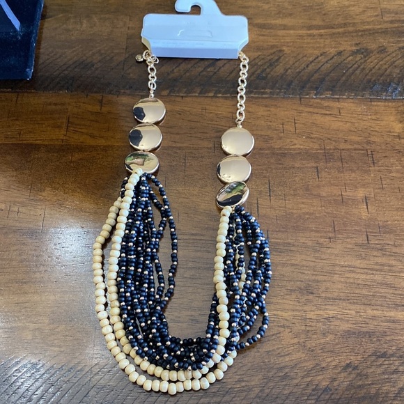 Cato Necklace - Picture 5 of 6